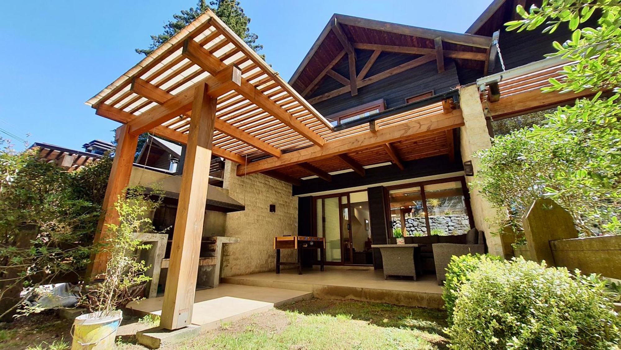 Casa Italia 2 Parque Pinares Holiday home Pucon